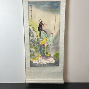 Oriental Silk Scroll "Woman Worshiping The Moon"